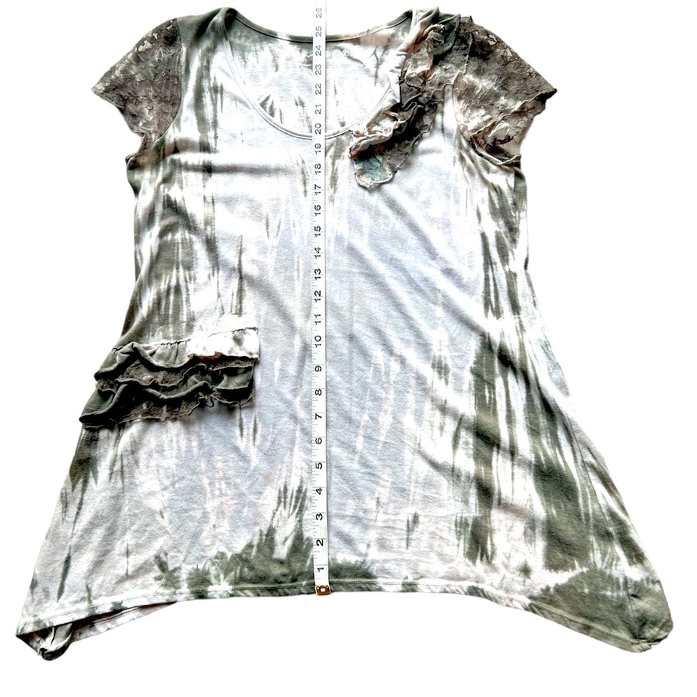 RXB | WHITE & SAGE TIE DYE RUFFLED LACE TUNIC TOP - Picture 5 of 8